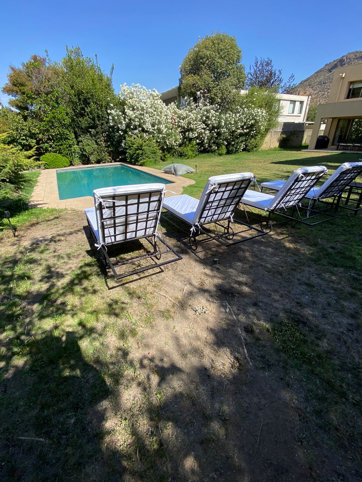 158d5191-83f1-44f4-a9f9-3396cb1efead