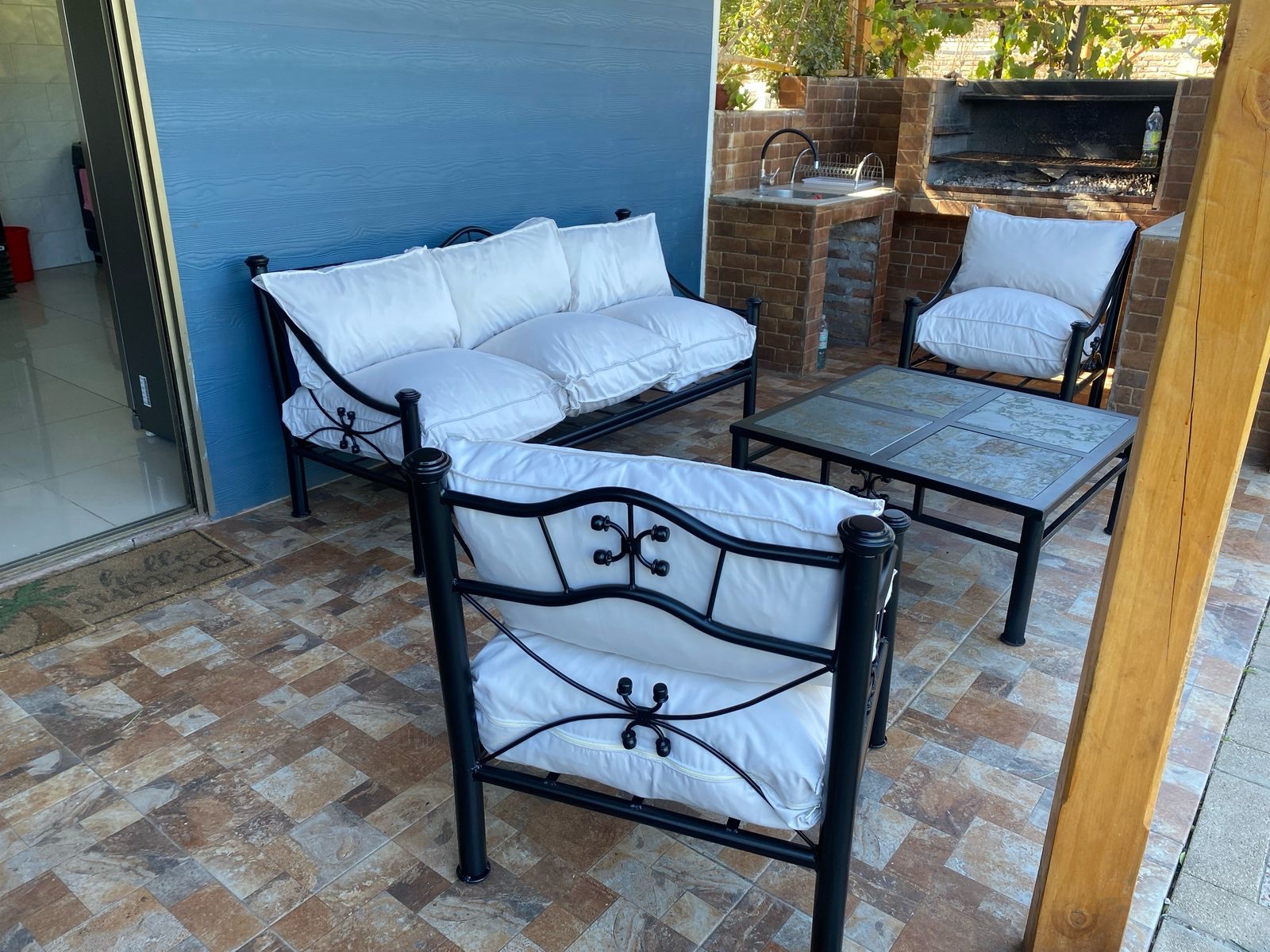 8e4cce6f-c75a-49fb-a9c2-1045c873cfa5