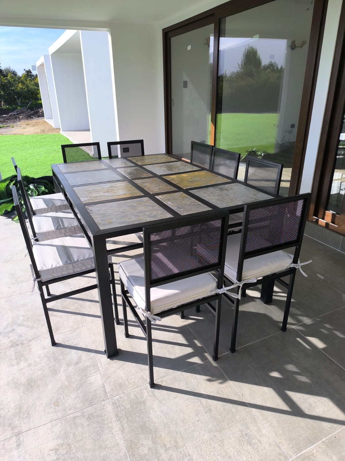 8eb6b755-883d-4ed0-adde-6a613fddce39